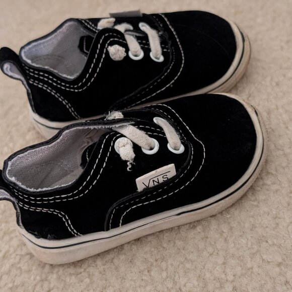unisex Infant size 3 elastic slip on canvas sneaker shoes baby Vans - Picture 1 of 4
